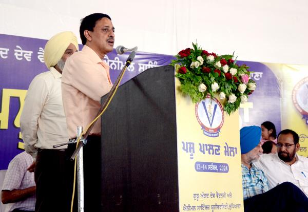 Dr. Kamal Kumar Garg Addressing